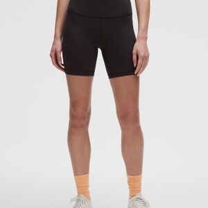 Lululemon Wunder Train High Rise Shorts 6”